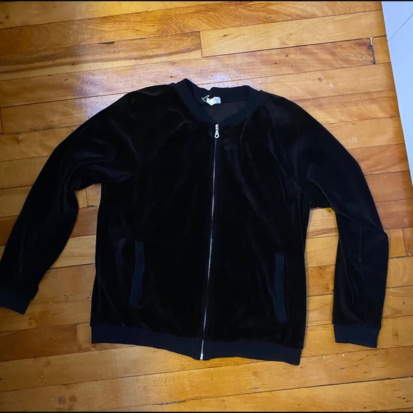Black velour zip-up - Picture 2 of 3
